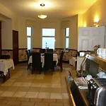 Bailey Ground Hotel