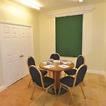 Bailey Ground Hotel
