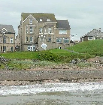 Bailey Ground Hotel