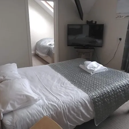 Bailey Ground Hotel 3*