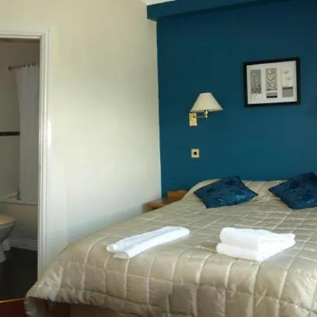 Hotel Bailey Ground 3*