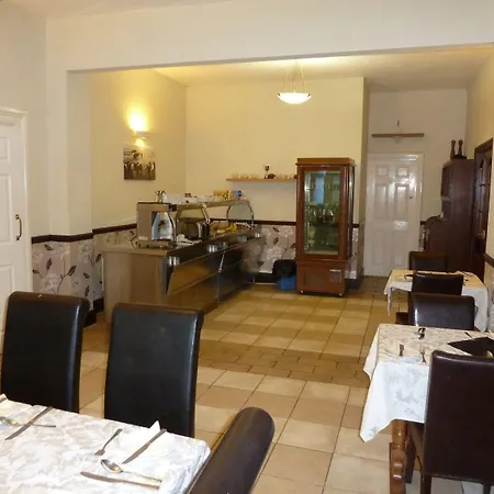 Bailey Ground Hotell 3*